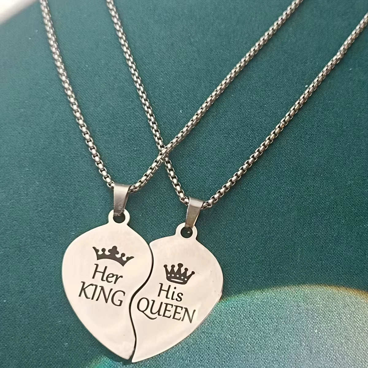King Queen Crown Couple Confession Love Necklace, Stainless Steel Letter Necklace,A Gift of Love from the World of Love